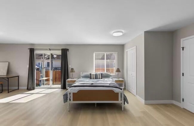 Building Photo - Furnished One Bedroom Cottage in Castro Valley