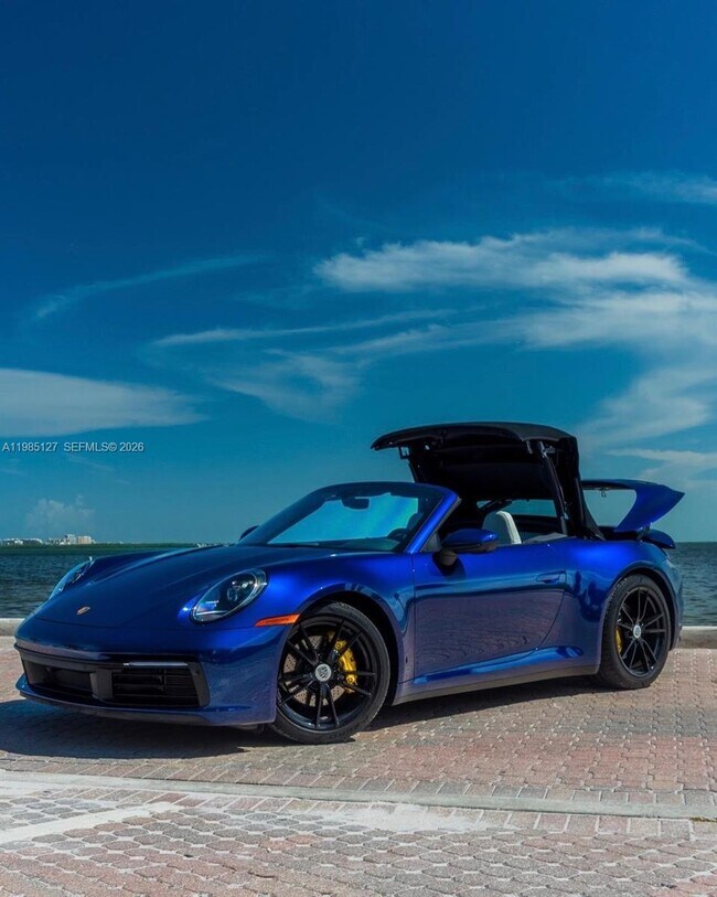 Building Photo - 4904 SW 166th Ave