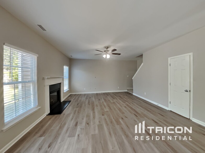 Building Photo - 1104 Braemar Highland Dr