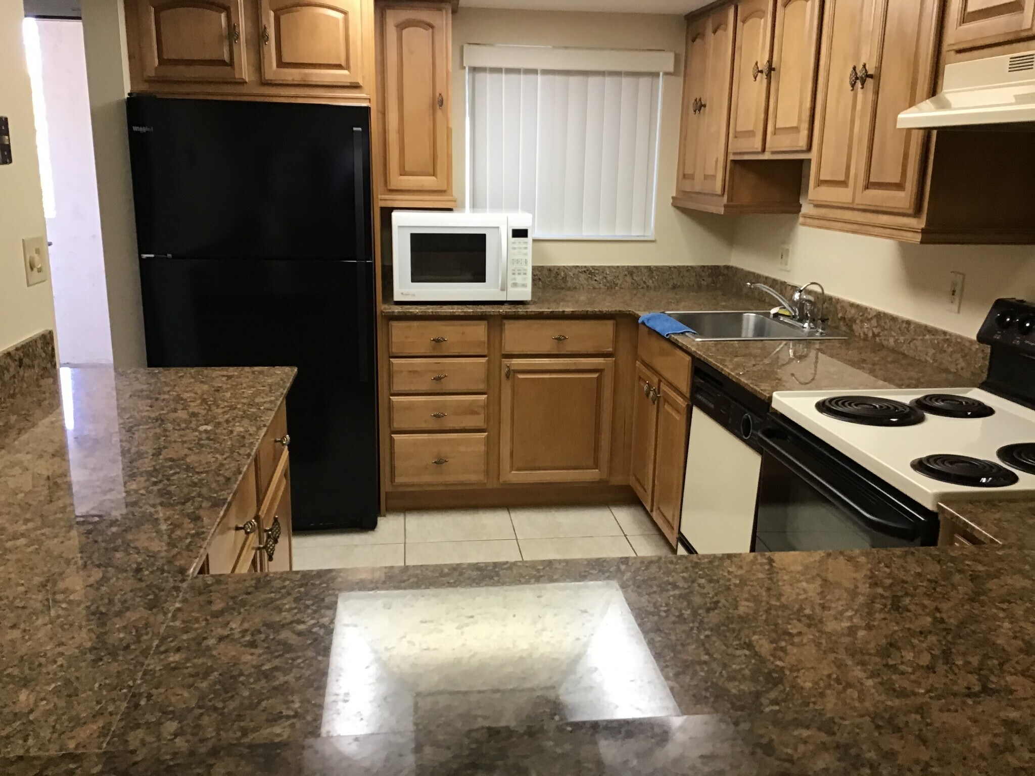 LUXURY KITCHEN - 3212 Strawflower Way