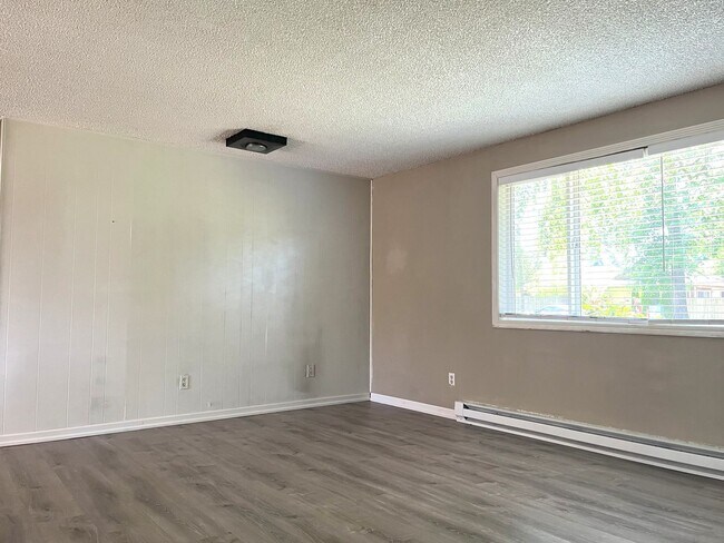 Building Photo - CLM1529 (HOLD FUNDS - leak repair)
