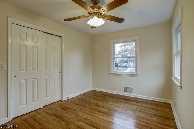 Building Photo - 40 Elm St