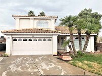Building Photo - 914 Sparrow Ct