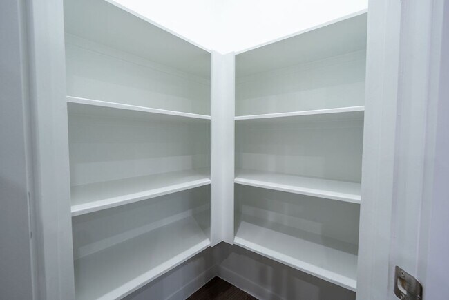 Building Photo - 8015 Heroes Hall Dr