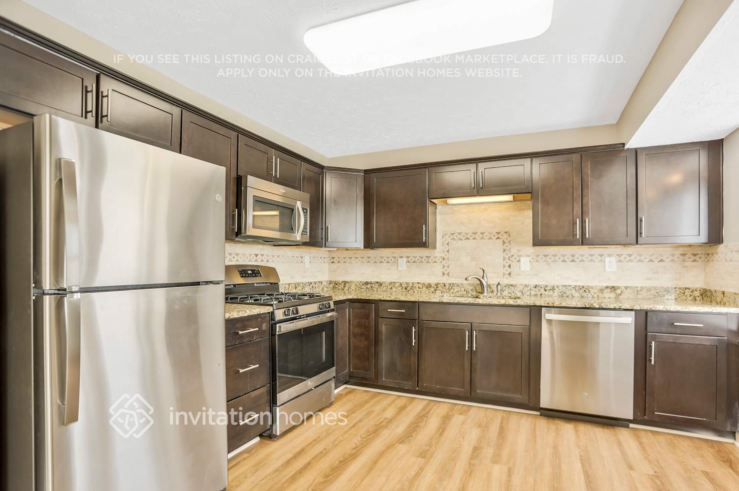 Building Photo - 3639 Regent Dr