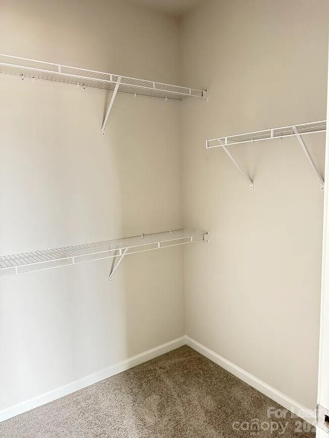 Building Photo - 5029 Sunnybrae Pl