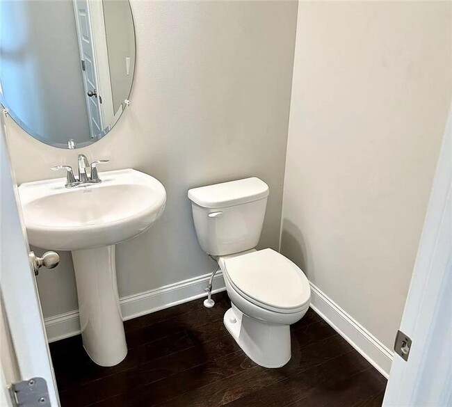 Building Photo - 1772 Morningtide Ln NE