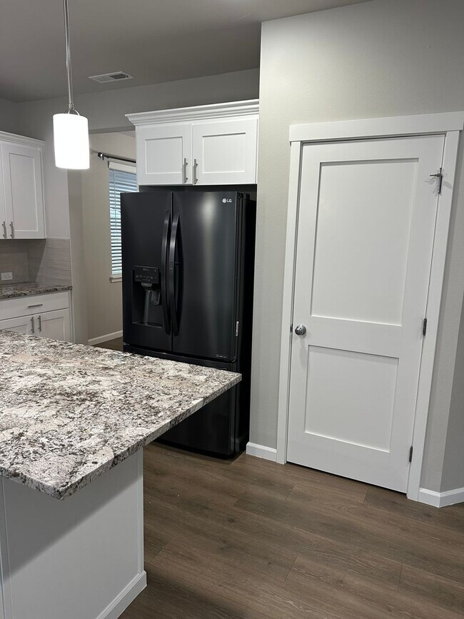 Building Photo - New Construction Rental Opportunity