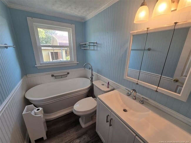 Building Photo - 219 E Clinton St