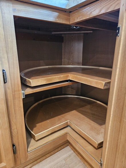 Plenty of storage space! - 235 Dakota St
