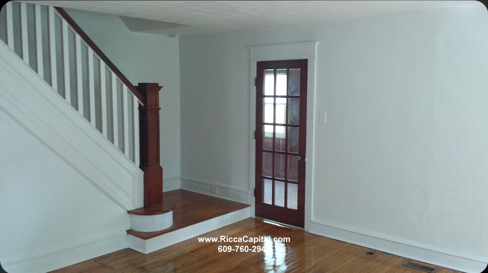 Building Photo - 685 Egg Harbor Rd