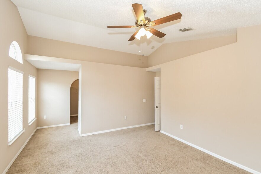 Building Photo - 4459 Marsh Hawk Dr S