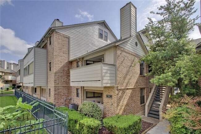 Building Photo - 2500 Burleson Rd