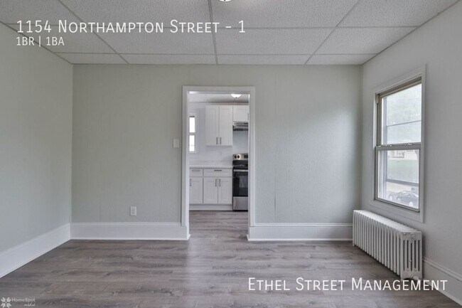 Building Photo - 1154 Northampton St
