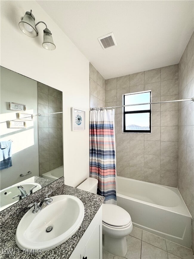 Building Photo - 5535 Cassidy Ln