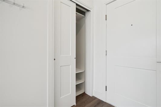 Building Photo - 32 Jones St