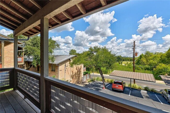 Building Photo - 1100 Azie Morton Rd
