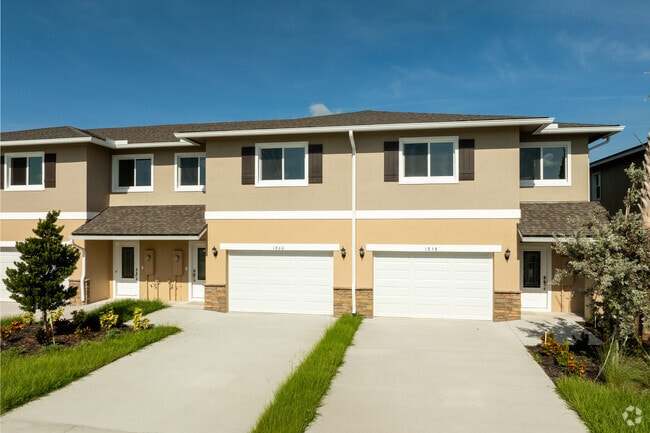 Building Photo - The Grove at Celebration Pointe