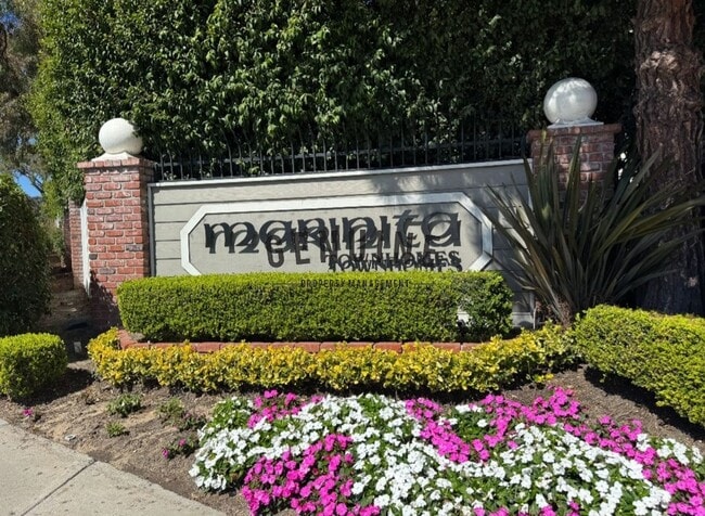 Building Photo - Move-in Special: $500 off 1st Month’s Rent on this Spacious 2 Story 3Bd 2.5Ba Townhome