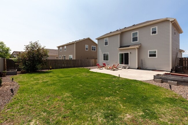 Building Photo - 7256 Red Cardinal Loop