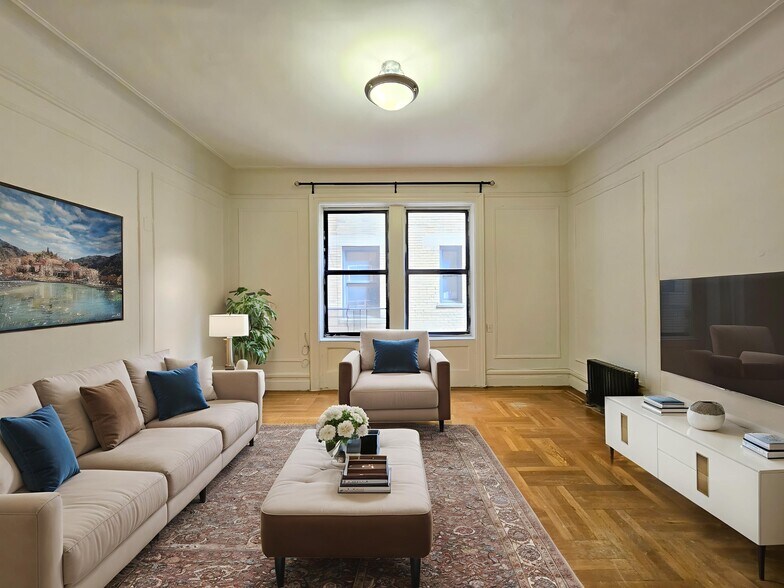 Primary Photo - 664 W 163rd St