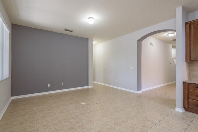 Building Photo - 4515 Fieldview Cir