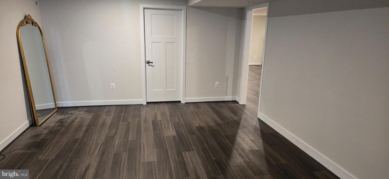 Building Photo - 6005 Calla Pl