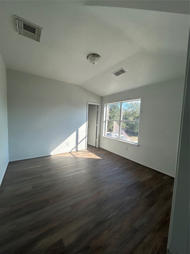 Building Photo - 18702 Desert Marigold Dr