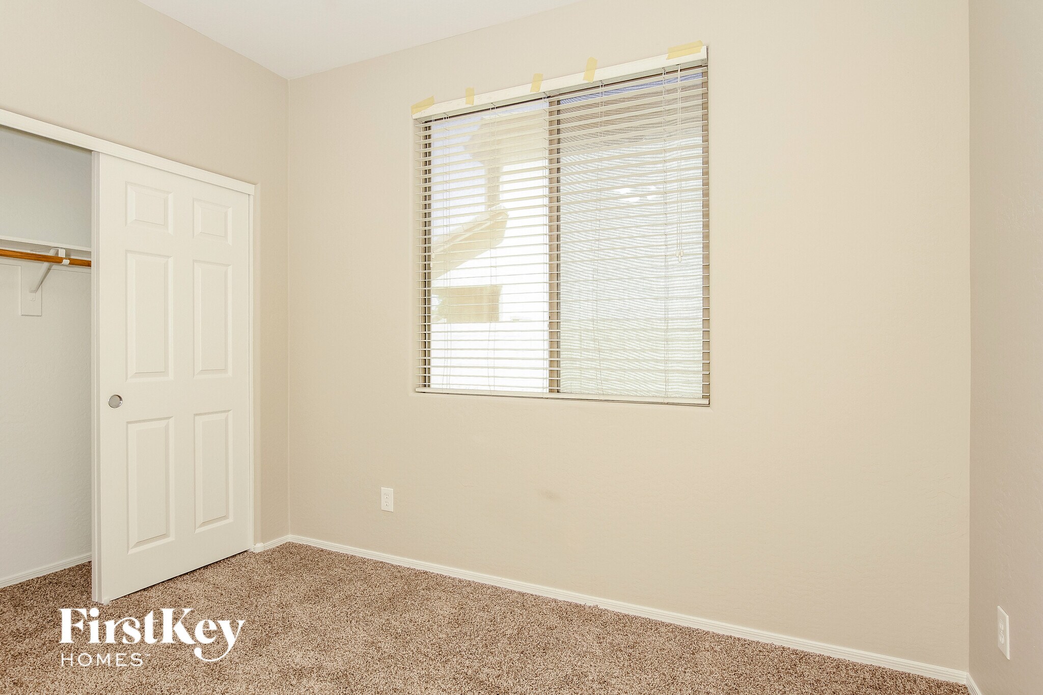 Building Photo - 15247 W Edgemont Ave