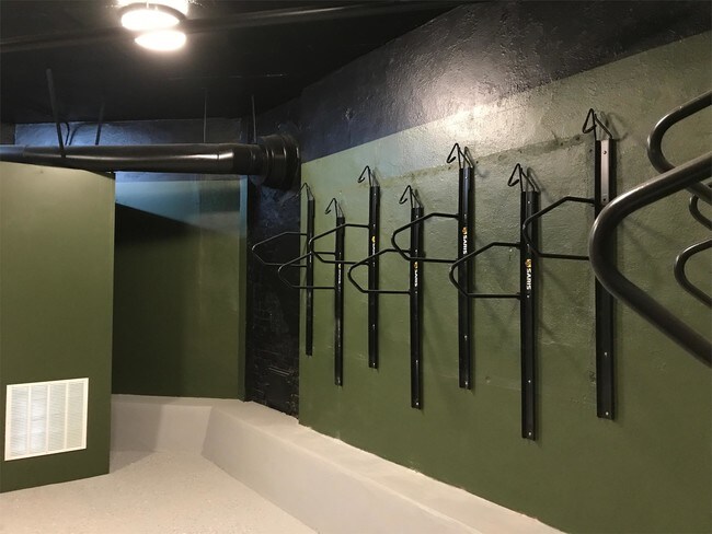 Building Photo - 3016 1st Ave