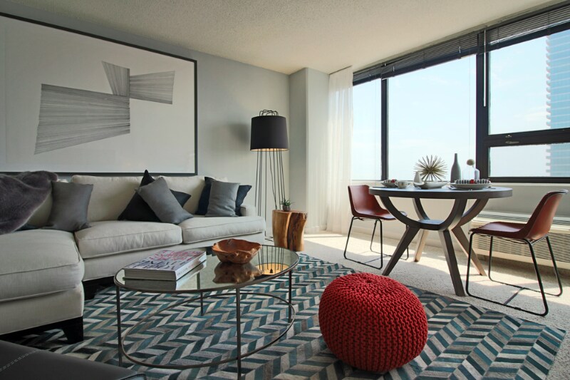 Building Photo - 1215 S Michigan Ave