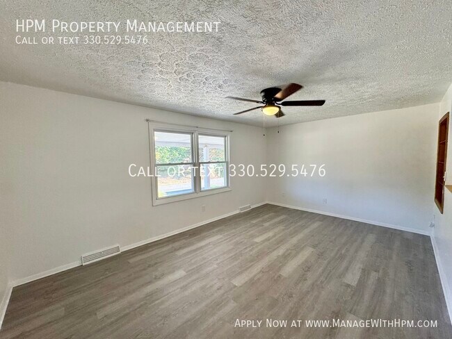 Building Photo - 4648 13th St NW