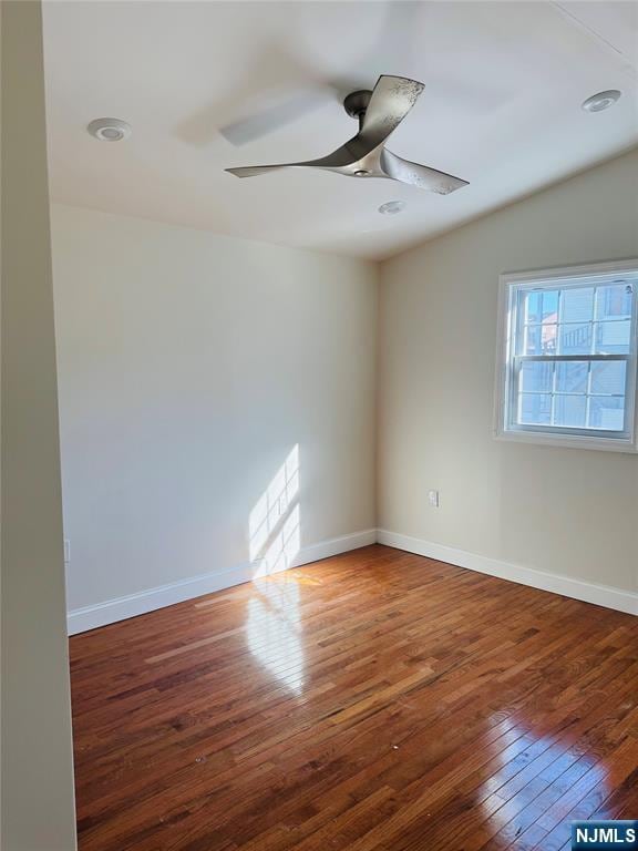 Building Photo - 14 Elm St