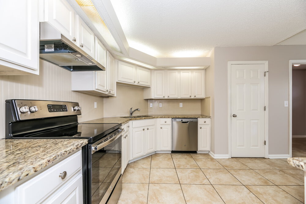 Building Photo - 1742 Pickwick Pl