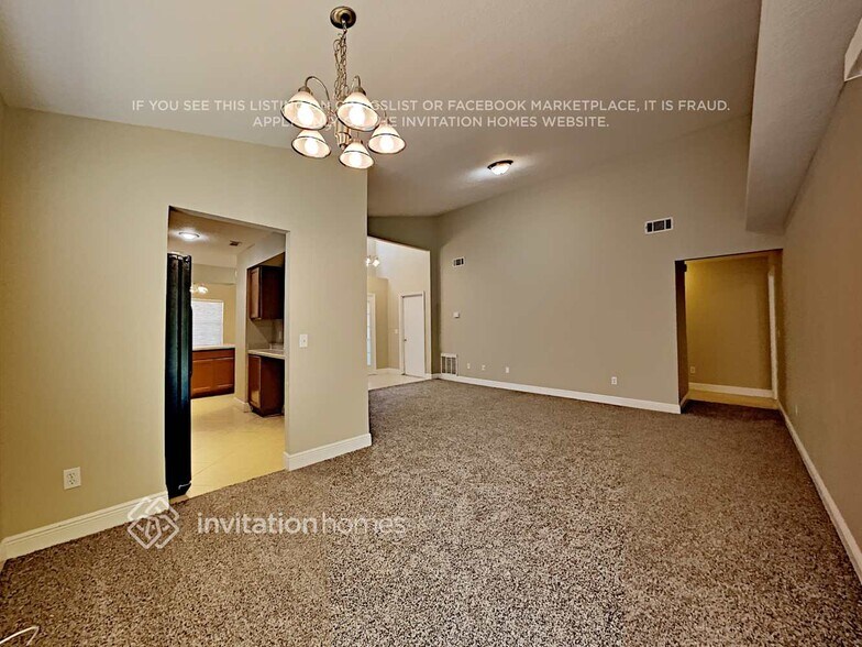 Building Photo - 854 River Cove Ave