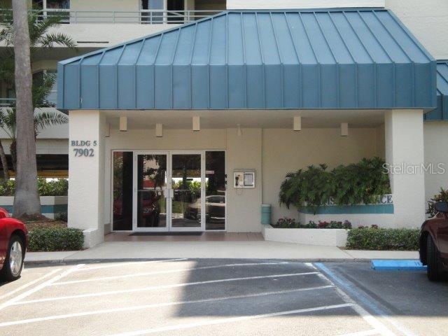 Building Photo - 7902 Sailboat Key Blvd S