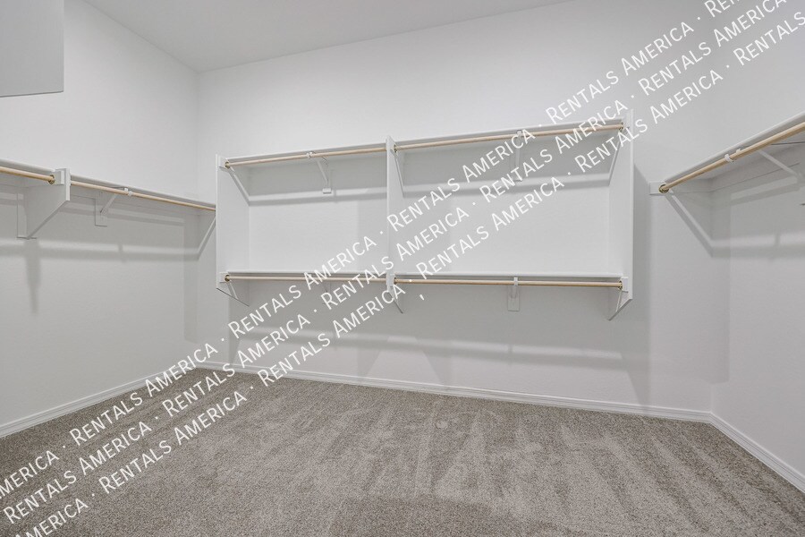 Building Photo - 29380 N 136th Ln