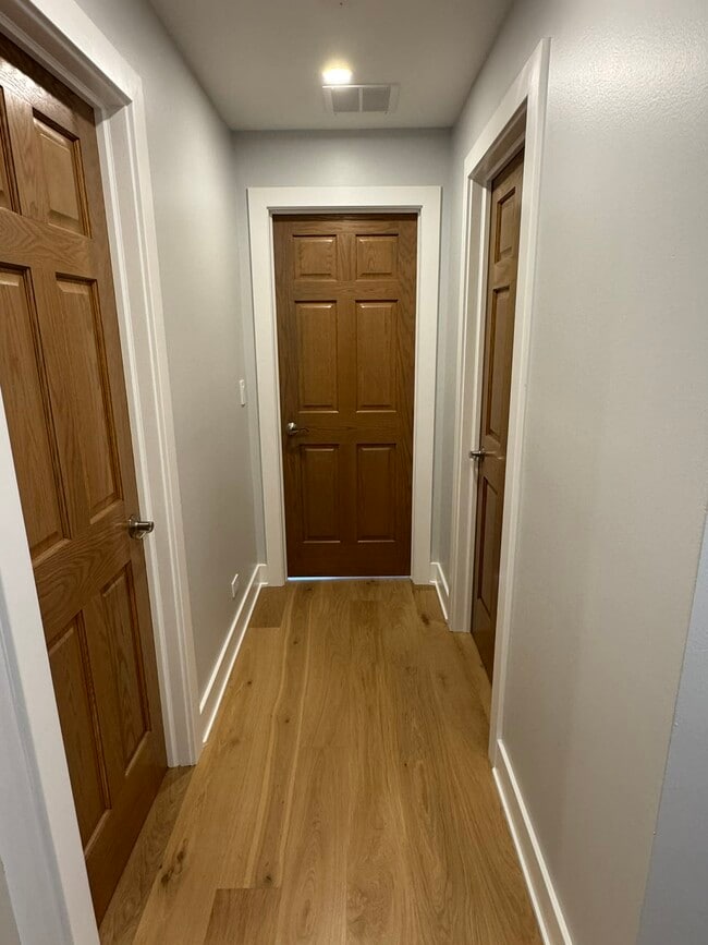 Building Photo - 2635 Loren Ln