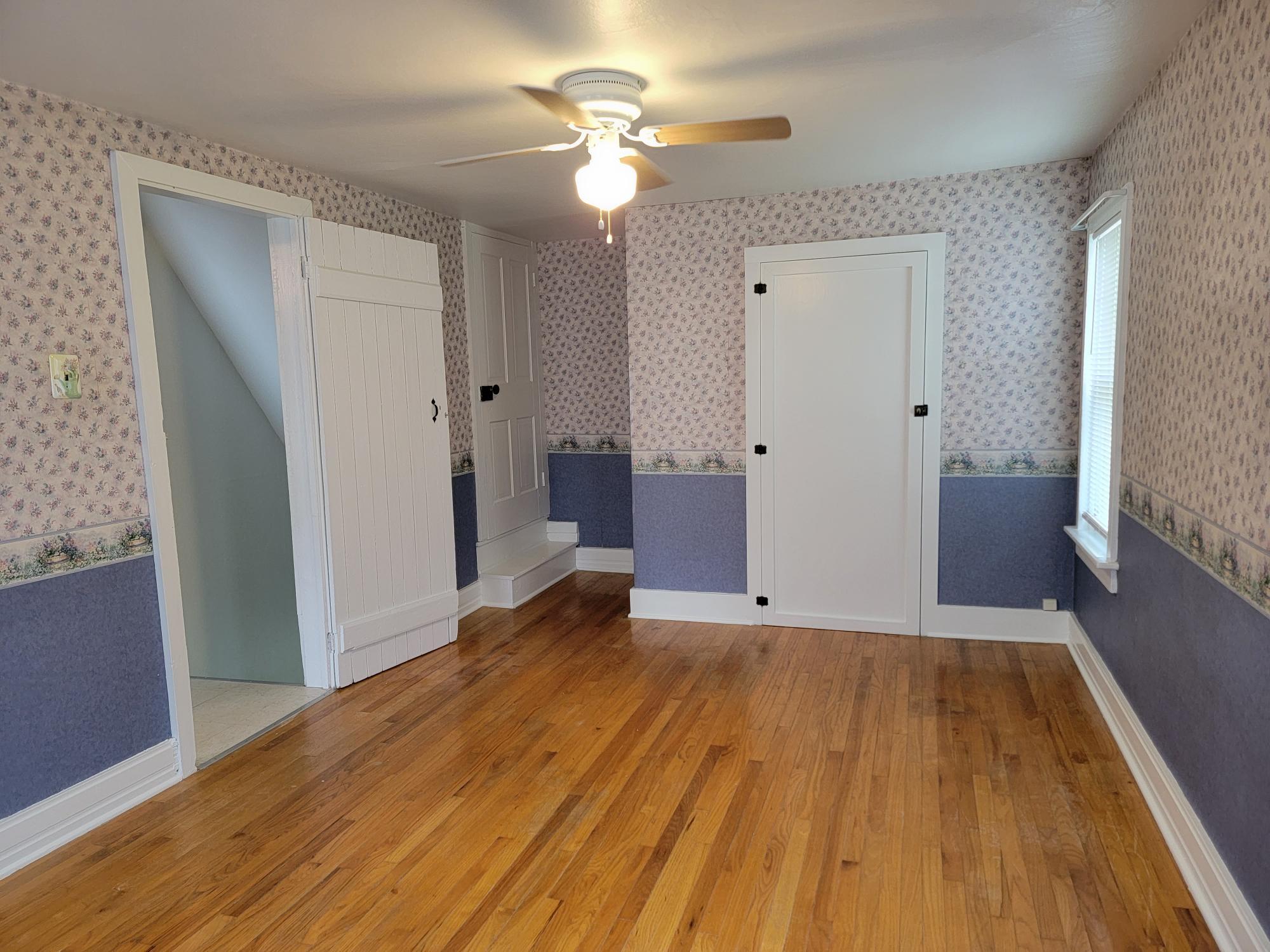 Building Photo - 124 Michters Rd