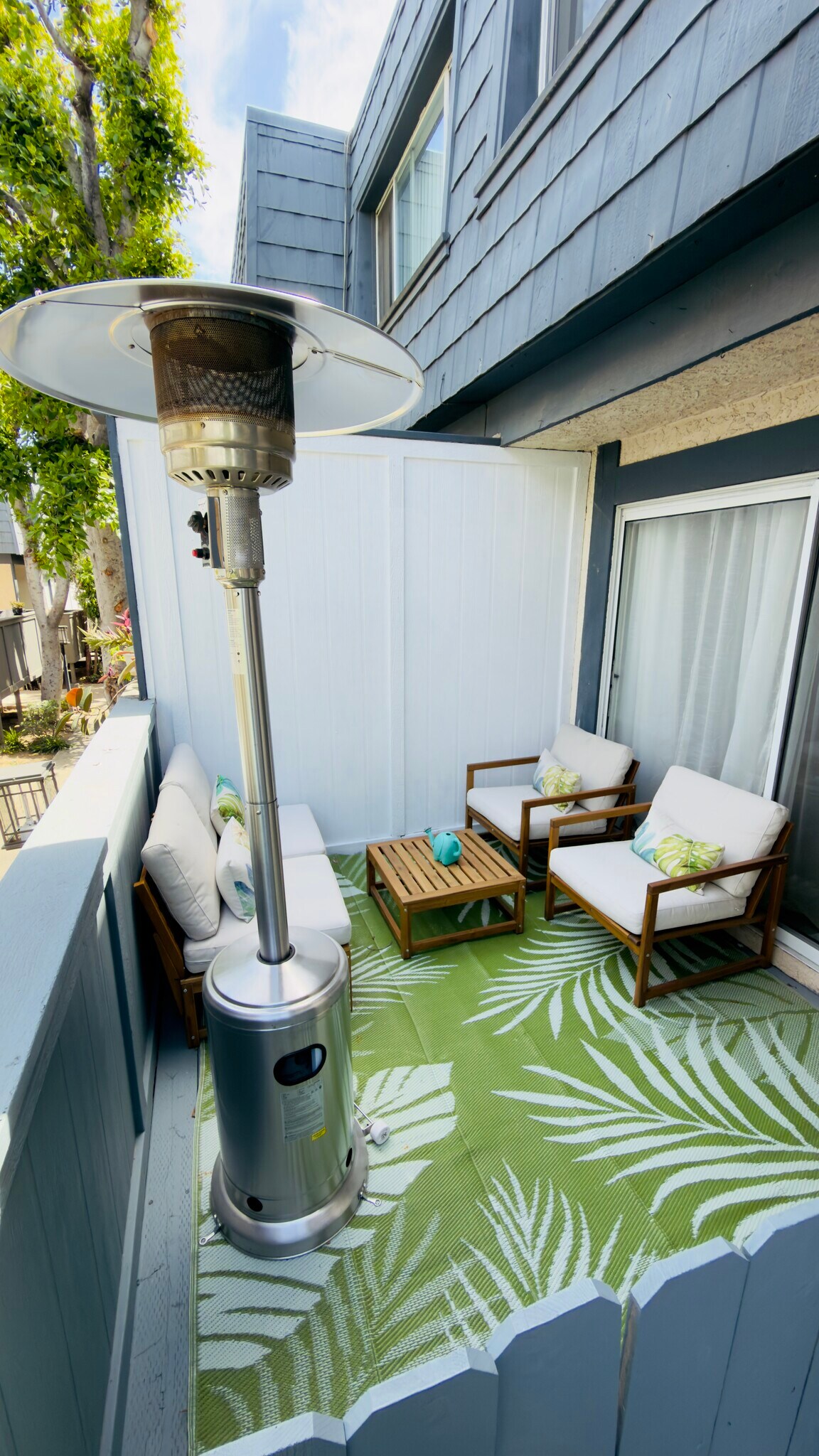 Building Photo - 18550 Hatteras St