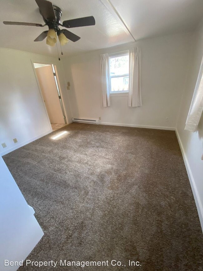 Building Photo - 3 br, 1 bath House - 1459 NW Kingston