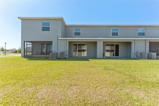 Building Photo - 33105 Major Oak Dr