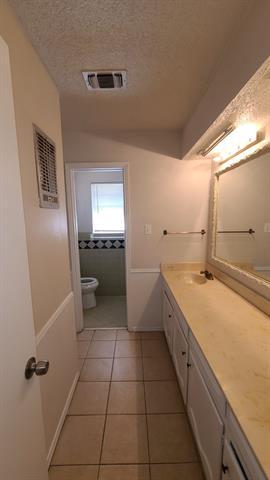 Building Photo - 626 Little Creek Dr