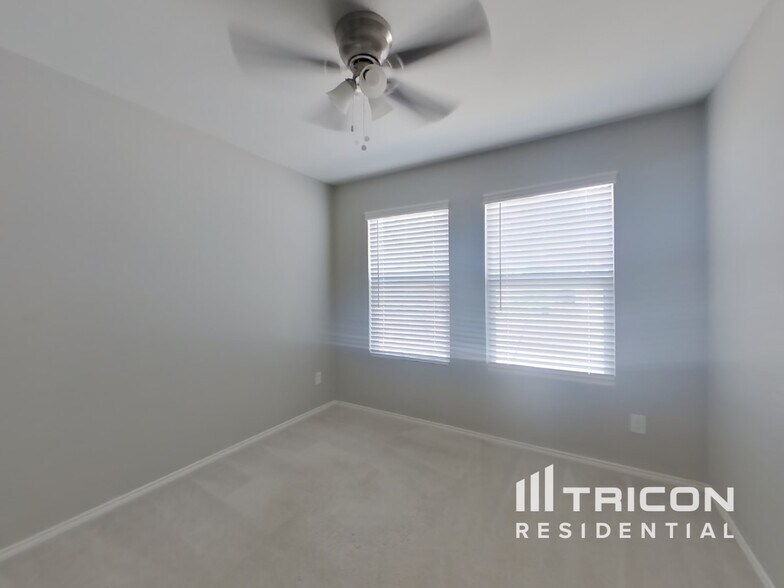 Building Photo - 11859 Mancos Trl