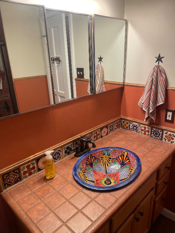 Building Photo - 2550 S Dahlia St