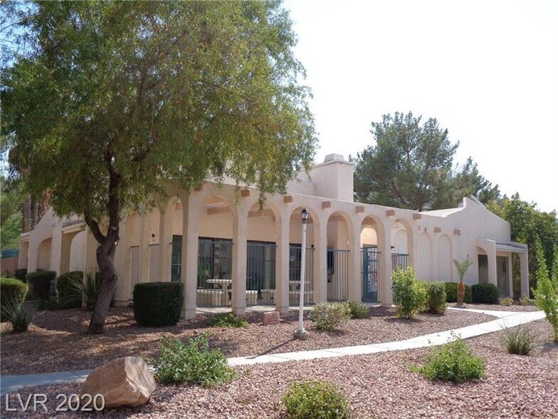 Building Photo - 2807 Tulip Ct