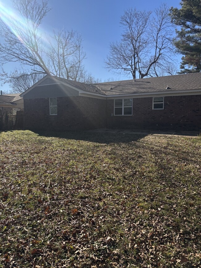 Building Photo - 5052 Blacksmith Dr