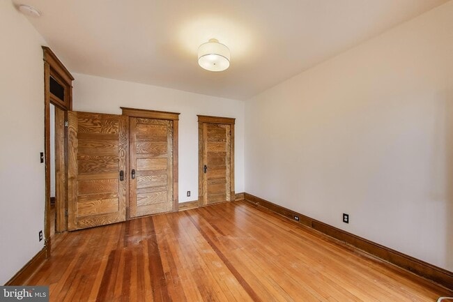 Building Photo - 140 Bryant St NW