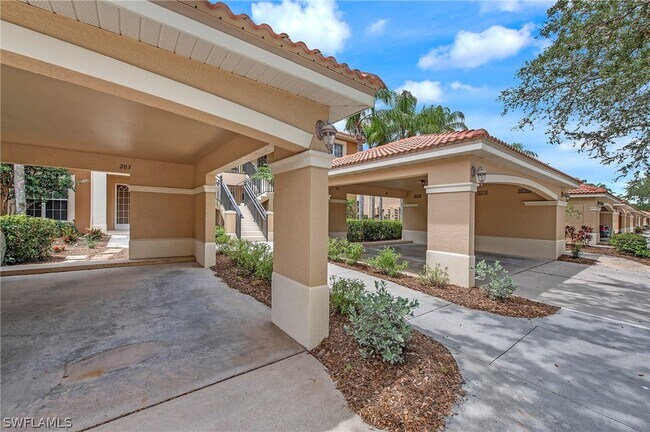 Building Photo - 11111 Corsia Trieste Way