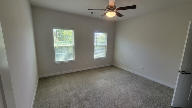 Building Photo - 8817 Granby Hill Rd